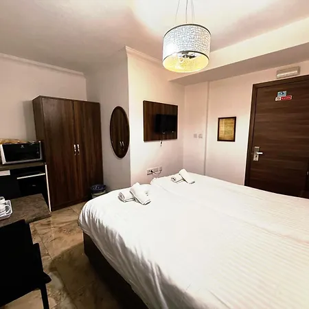 Slimiza ゲストハウス スリーマ